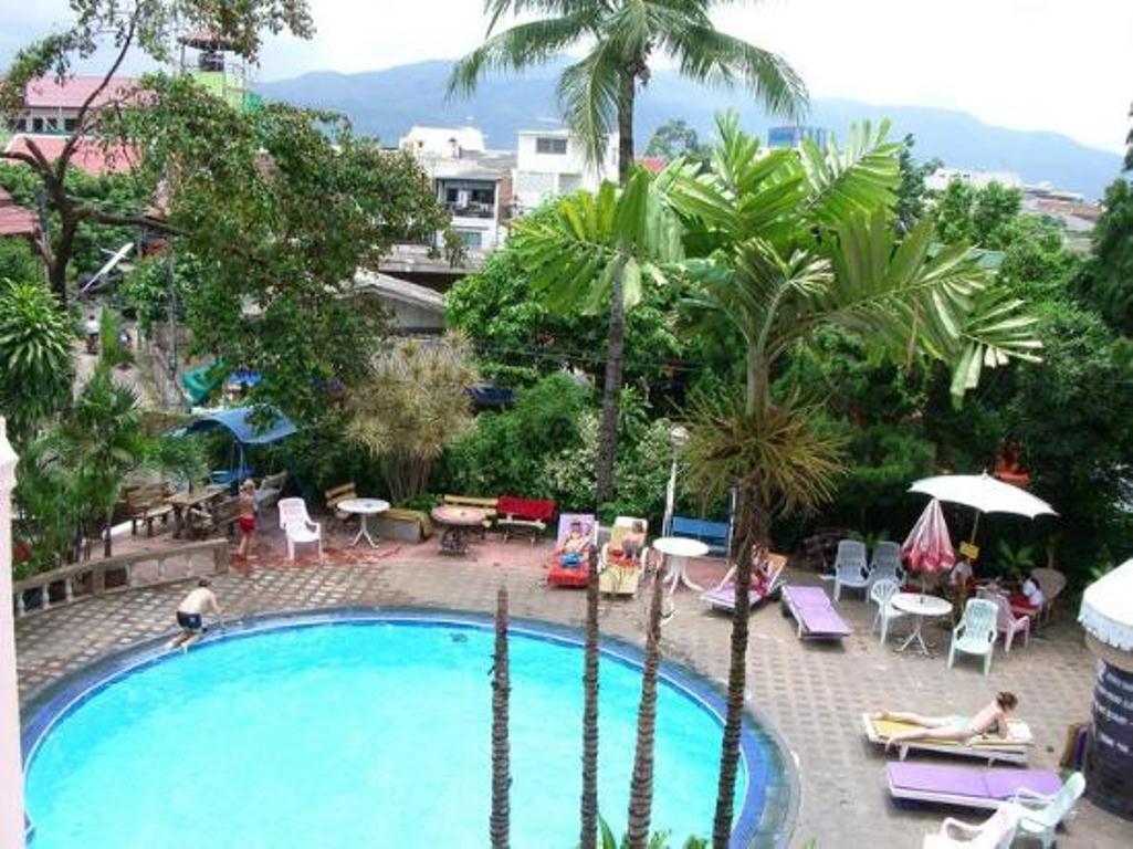 Top North Guest House Чиангмай Экстерьер фото
